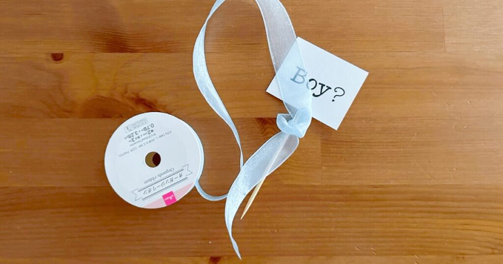 リボン付きジェンダーリビールピックの作り方_ 工程4