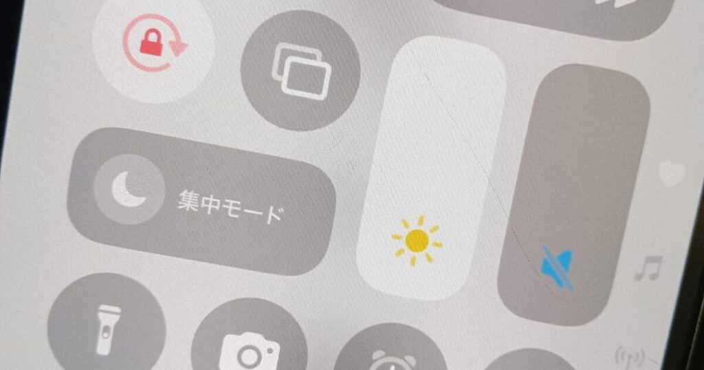 ジェンダーリビールカードを手書きでもきれいに仕上げる方法